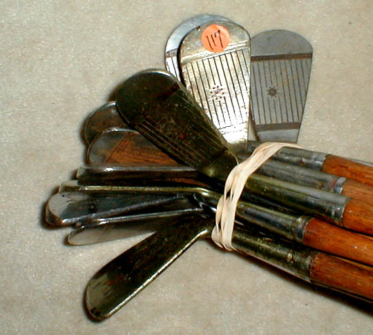 Gifts for the Golfer! Golf Gifts. Wooden Shaft Golf Clubs and Collectibles, Antique Golf Balls and golf collectables. 
