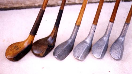 Wooden Shafted Golf Clubs & Golf Collectibles, wood shafted putters, hickory shafts, antique golf clubs, golf balls, bramble, gutta percha